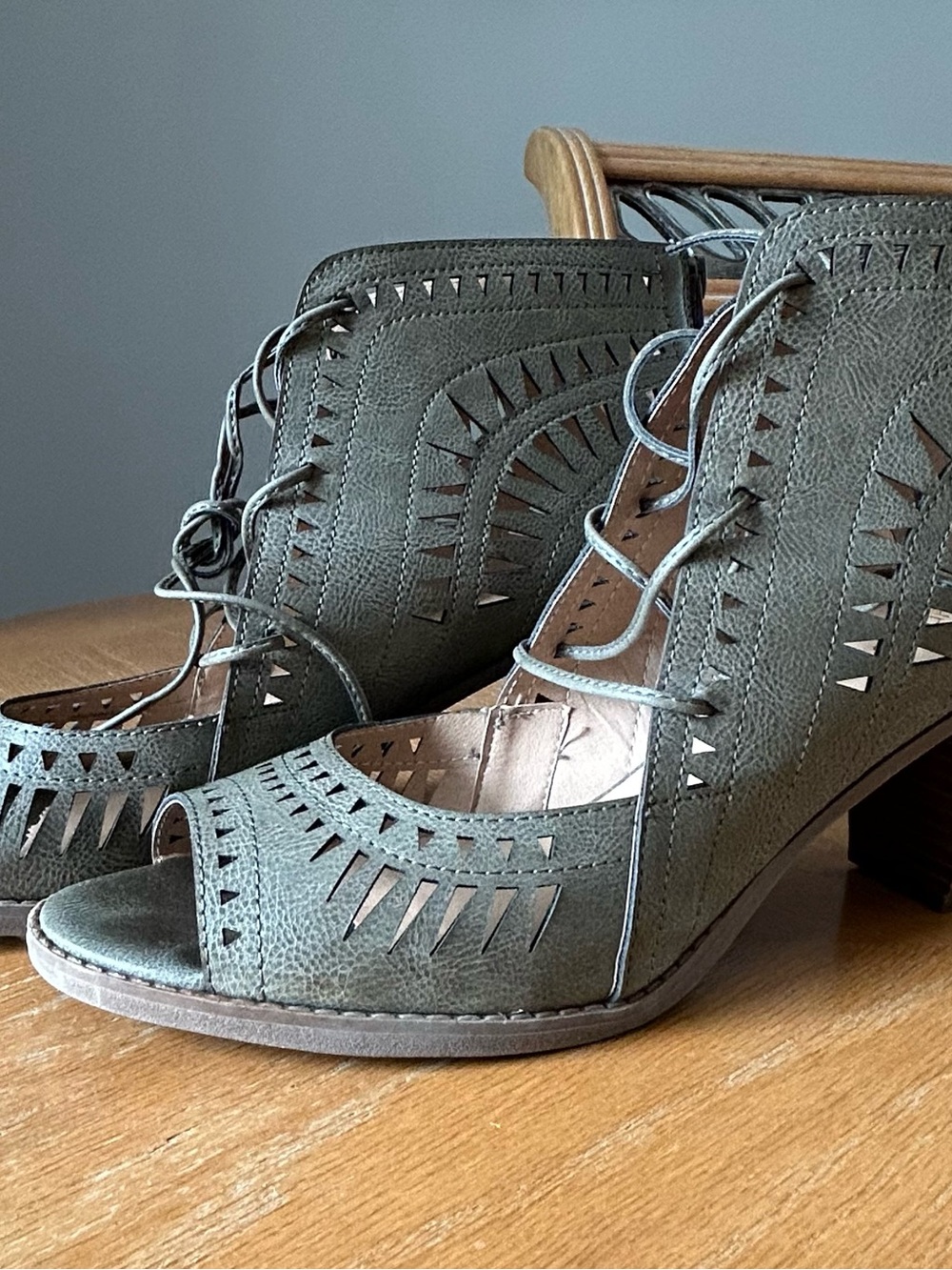 Maurices Boots Carmen Lace Up Zip Cutout Peep Toe Booties Boho Whimsigoth 11M
